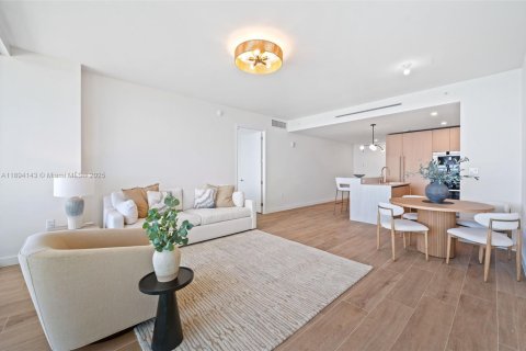 Снять в аренду кондоминиум в Помпано-Бич, Флорида 2 спальни, 157.93м2, № 1945759 - фото 6