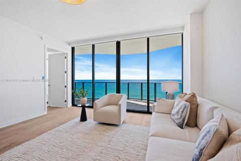 Снять в аренду кондоминиум в Помпано-Бич, Флорида 2 спальни, 157.93м2, № 1945759 - фото 7