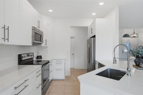 Casa en venta en Sarasota, Florida, 3 dormitorios, 144 m2 № 2381094 - foto 12