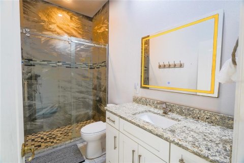 House in Merrit Island, Florida 4 bedrooms, 229.1 sq.m. № 2206443 - photo 13