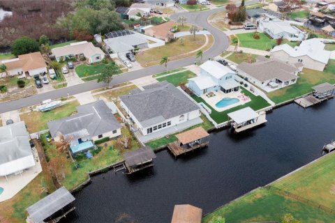 House in Merrit Island, Florida 4 bedrooms, 229.1 sq.m. № 2206443 - photo 5