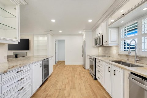 Casa en venta en Orlando, Florida, 4 dormitorios, 193.33 m2 № 2431058 - foto 19