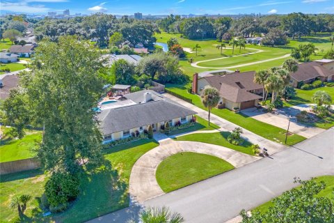 Casa en venta en Orlando, Florida, 4 dormitorios, 193.33 m2 № 2431058 - foto 4