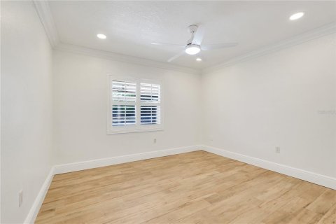 Casa en venta en Orlando, Florida, 4 dormitorios, 193.33 m2 № 2431058 - foto 28