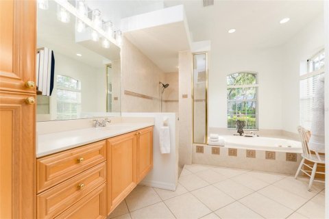 Casa en venta en Fish Hawk, Florida, 4 dormitorios, 311.59 m2 № 1912253 - foto 25