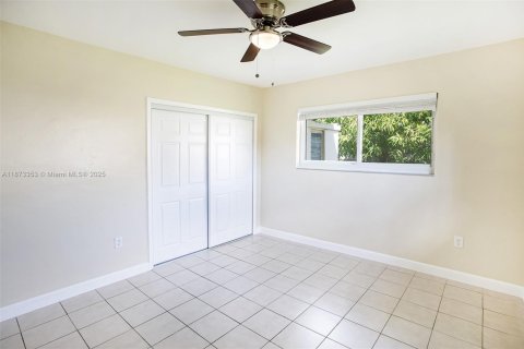 Apartamento en alquiler en Miami, Florida, 1 dormitorio, 41.81 m2 № 1925473 - foto 18