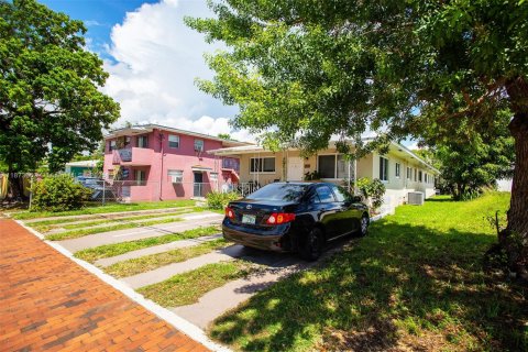 Apartamento en alquiler en Miami, Florida, 1 dormitorio, 41.81 m2 № 1925473 - foto 22