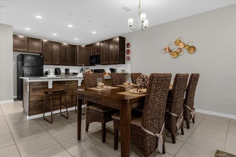 Townhouse in Kissimmee, Florida 3 bedrooms, 163.69 sq.m. № 1593172 - photo 19