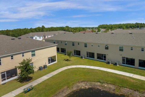 Townhouse in Kissimmee, Florida 3 bedrooms, 163.69 sq.m. № 1593172 - photo 4