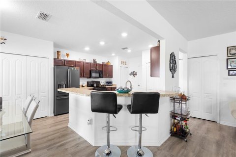 Casa en venta en Kissimmee, Florida, 4 dormitorios, 176.14 m2 № 1797244 - foto 21