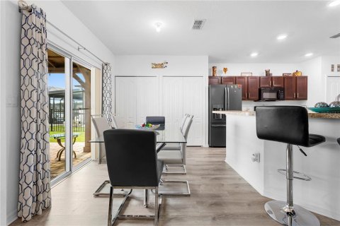 Casa en venta en Kissimmee, Florida, 4 dormitorios, 176.14 m2 № 1797244 - foto 19