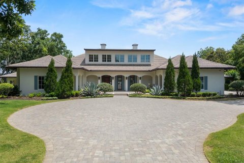 House in Winter Park, Florida 5 bedrooms, 604.05 sq.m. № 1755526 - photo 2