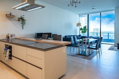 Copropriété à louer à Miami, Floride: 1 chambre, 76.18 m2 № 1999641 - photo 12