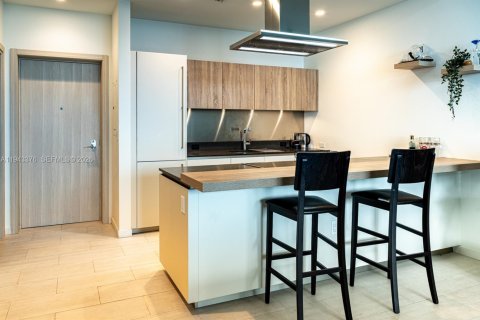 Copropriété à louer à Miami, Floride: 1 chambre, 76.18 m2 № 1999641 - photo 13