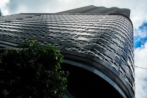 Copropriété à louer à Miami, Floride: 1 chambre, 76.18 m2 № 1999641 - photo 2