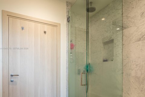 Copropriété à louer à Miami, Floride: 1 chambre, 76.18 m2 № 1999641 - photo 28