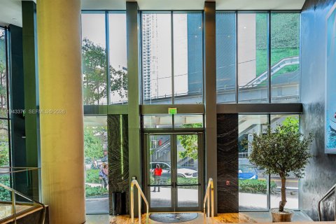 Copropriété à louer à Miami, Floride: 1 chambre, 76.18 m2 № 1999641 - photo 8