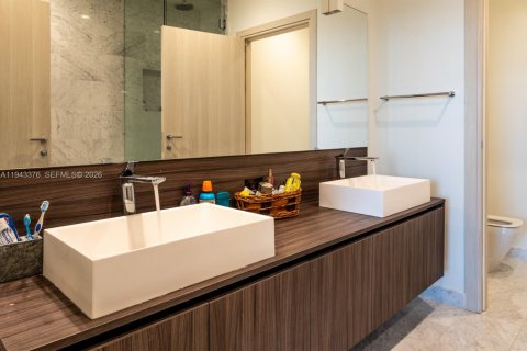 Copropriété à louer à Miami, Floride: 1 chambre, 76.18 m2 № 1999641 - photo 26