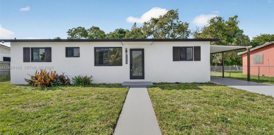 Casa en Miami, Florida 4 dormitorios, 106.28 m2 № 2062676