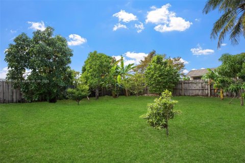 Casa en venta en Homestead, Florida, 3 dormitorios, 160.16 m2 № 1941904 - foto 27