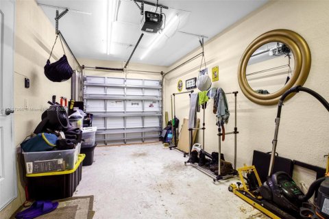 Casa en venta en Homestead, Florida, 3 dormitorios, 160.16 m2 № 1941904 - foto 19