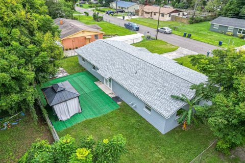 House in Lakeland, Florida 4 bedrooms, 172.24 sq.m. № 1371932 - photo 5