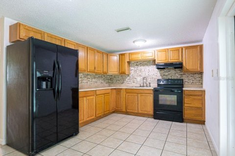 House in Lakeland, Florida 4 bedrooms, 172.24 sq.m. № 1371932 - photo 9