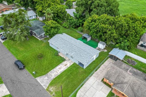 House in Lakeland, Florida 4 bedrooms, 172.24 sq.m. № 1371932 - photo 3
