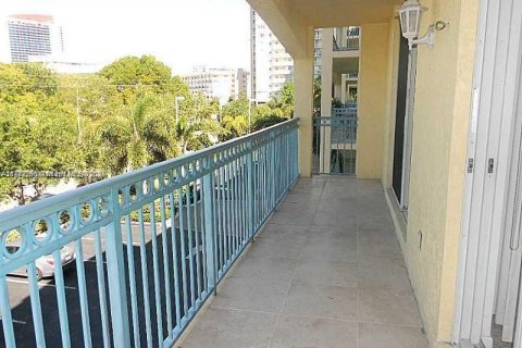 Copropriété à vendre à Hallandale Beach, Floride: 2 chambres, 106.84 m2 № 1598971 - photo 19