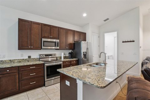 House in Howey-in-the-Hills, Florida 3 bedrooms, 153.38 sq.m. № 1840231 - photo 11