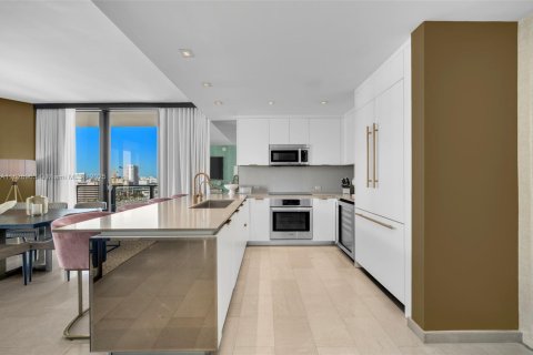 Condo in Miami, Florida, 3 bedrooms № 1797731 - photo 8