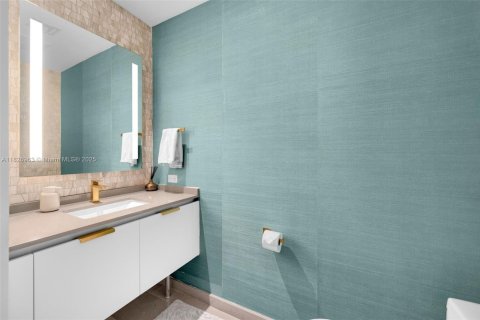 Condo in Miami, Florida, 3 bedrooms № 1797731 - photo 21