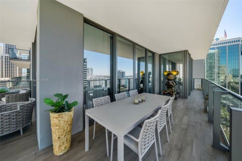 Condo in Miami, Florida, 3 bedrooms № 1797731 - photo 29