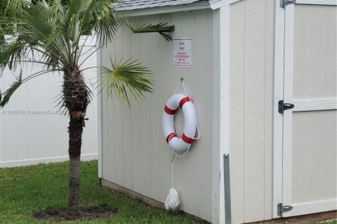 Casa en venta en Lantana, Florida, 3 dormitorios, 103.96 m2 № 1956634 - foto 5