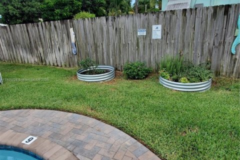 Casa en venta en Lantana, Florida, 3 dormitorios, 103.96 m2 № 1956634 - foto 26