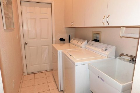 Casa en alquiler en Oldsmar, Florida, 3 dormitorios, 223.34 m2 № 1866174 - foto 21
