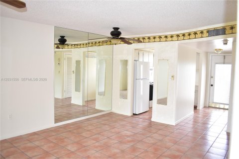 Condo à Sunrise, Floride, 2 chambres  № 2240906