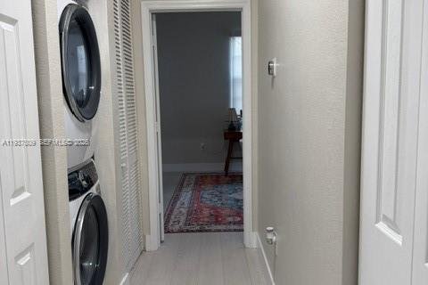 Adosado en venta en Miami, Florida, 2 dormitorios, 131.55 m2 № 2053227 - foto 12