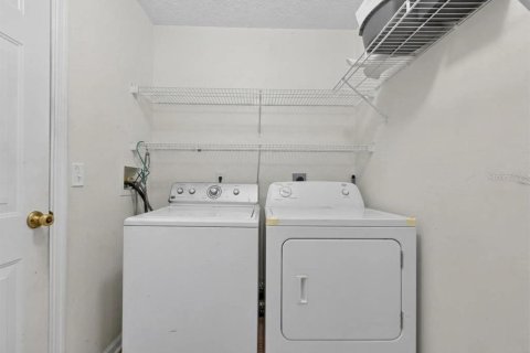 Casa en venta en Orlando, Florida, 3 dormitorios, 107.58 m2 № 2303156 - foto 13