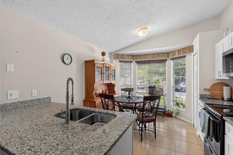 Casa en venta en Orlando, Florida, 3 dormitorios, 107.58 m2 № 2303156 - foto 4