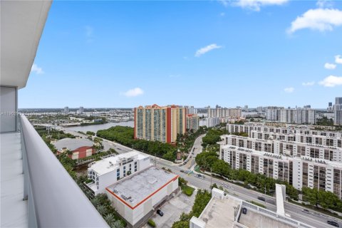 Купить кондоминиум в Санни-Айлс-Бич, Флорида 2 спальни, 141.58м2, № 1954149 - фото 26