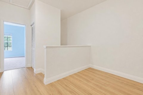 Купить таунхаус в Юпитер, Флорида 7 комнат, 154.96м2, № 2270526 - фото 11