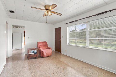 Villa ou maison à vendre à Altoona, Floride: 3 chambres, 124.86 m2 № 2398603 - photo 9