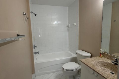 Copropriété à vendre à West Palm Beach, Floride: 2 chambres, 80.17 m2 № 2046341 - photo 29