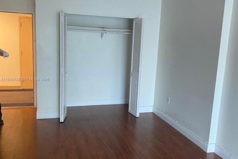 Снять в аренду кондоминиум в Санни-Айлс-Бич, Флорида 1 спальня, 66.89м2, № 2005305 - фото 4