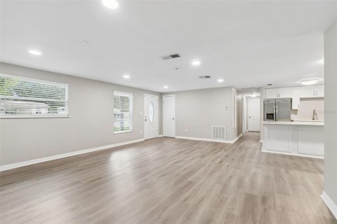 Casa en venta en Clearwater, Florida, 3 dormitorios, 106.84 m2 № 2206626 - foto 7