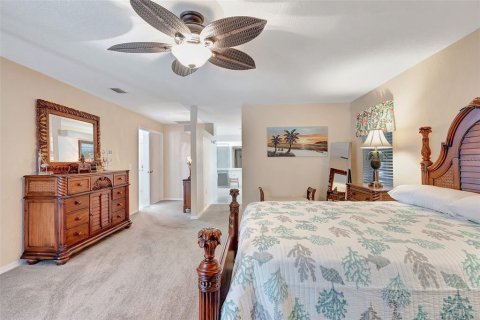 House in Port Charlotte, Florida 4 bedrooms, 262.26 sq.m. № 1775452 - photo 22