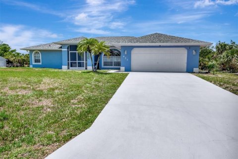 House in Port Charlotte, Florida 4 bedrooms, 262.26 sq.m. № 1775452 - photo 1