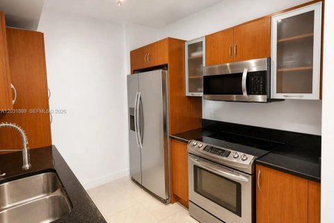 Copropriété à vendre à Aventura, Floride: 2 chambres, 100.43 m2 № 2186318 - photo 2