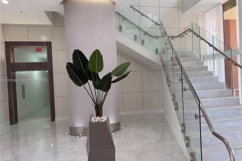 Copropriété à vendre à Aventura, Floride: 2 chambres, 100.43 m2 № 2186318 - photo 16